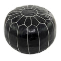 Pouf marocain en cuir floral avec surpiqûres blanches - Noir ou marron clair